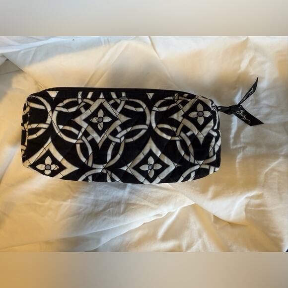 NWT Vera Bradley Set - Scarf / Wrap, Lanyard, and Small Cosmetics Bag - Concerto - Picture 4 of 11